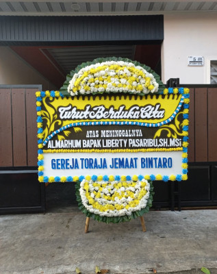 Papan Bunga Duka di Airnona